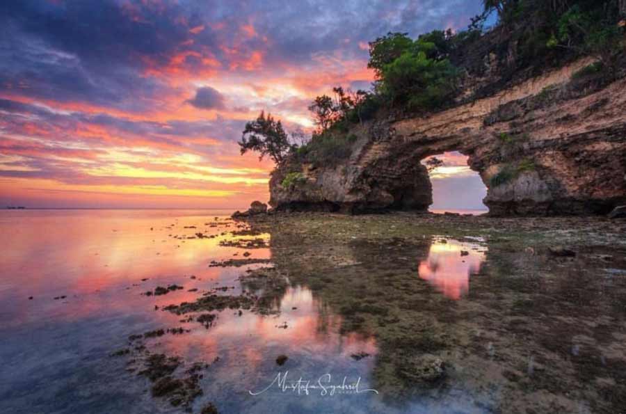Foto Gambar Pulau Selayar Sulawesi Selatan - Pantai Batu Karapu - @mhumu