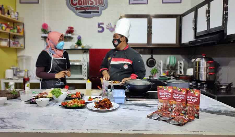 Kuliner Ayam Taliwang - Sayur Lebui dan Toto Foo di Live Cooking Ultah GenPI Lombok Sumbawa